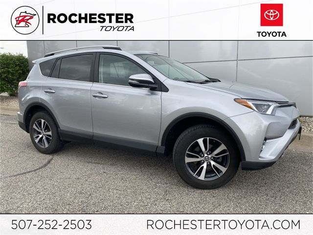 2017 Toyota RAV4 XLE