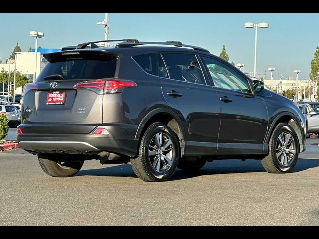 2017 Toyota RAV4 XLE