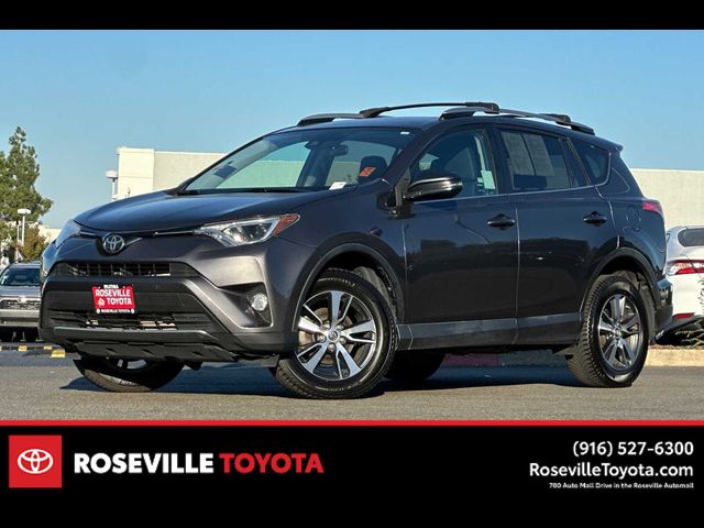 2017 Toyota RAV4 XLE