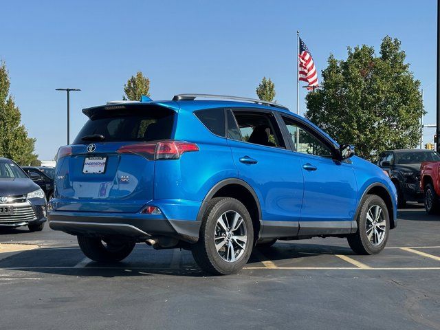 2017 Toyota RAV4 XLE