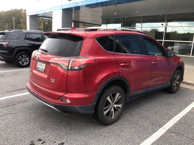 2017 Toyota RAV4 XLE