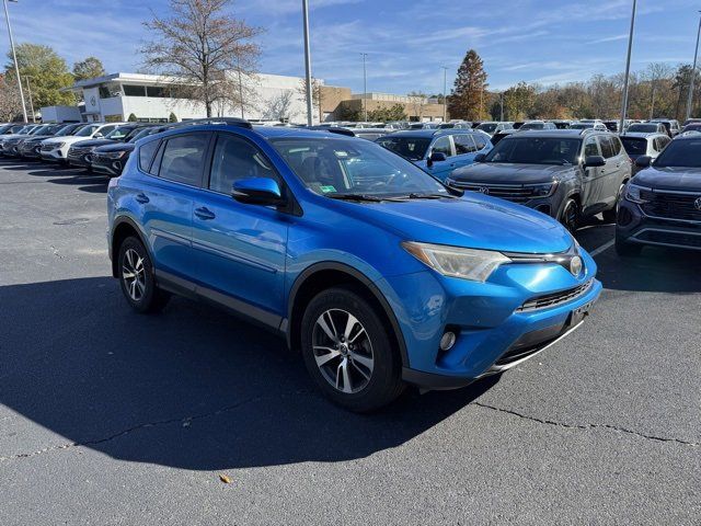 2017 Toyota RAV4 XLE