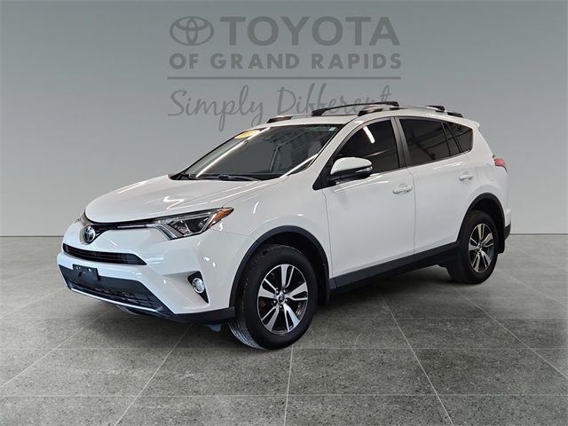 2017 Toyota RAV4 XLE