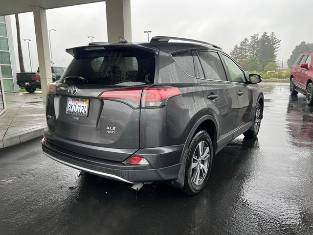 2017 Toyota RAV4 XLE