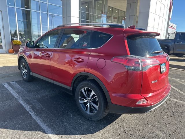 2017 Toyota RAV4 XLE