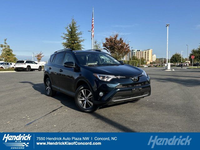 2017 Toyota RAV4 XLE