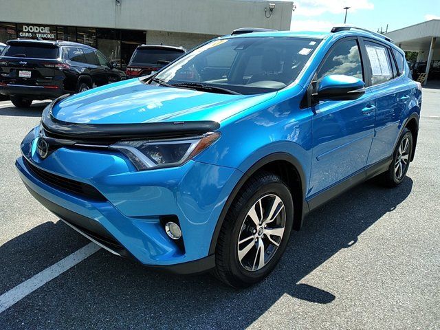 2017 Toyota RAV4 XLE