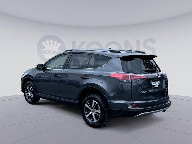 2017 Toyota RAV4 XLE