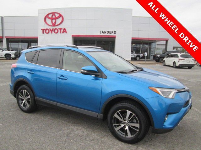 2017 Toyota RAV4 XLE