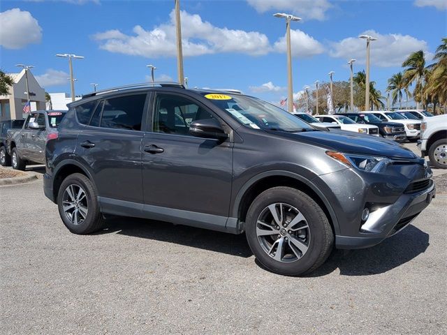 2017 Toyota RAV4 XLE