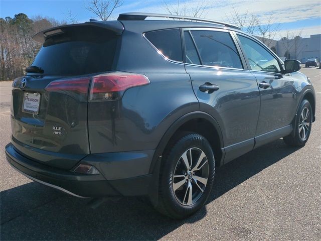 2017 Toyota RAV4 XLE