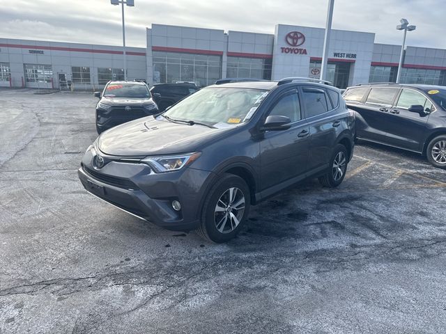 2017 Toyota RAV4 XLE