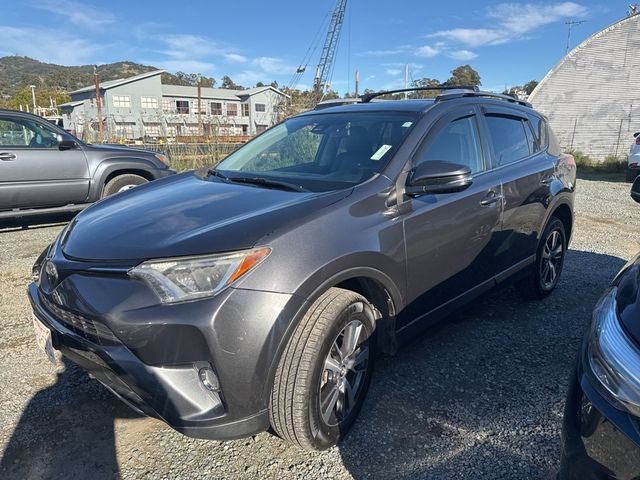 2017 Toyota RAV4 XLE