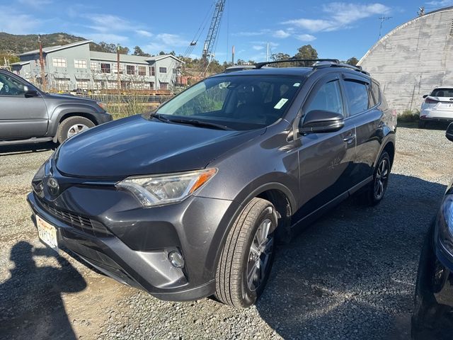 2017 Toyota RAV4 XLE