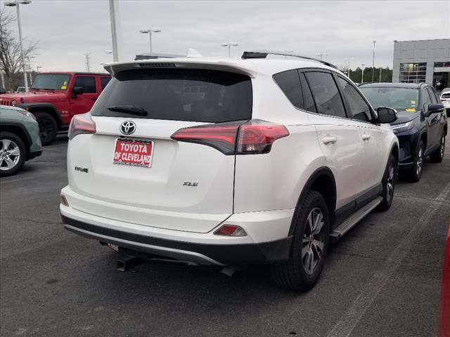 2017 Toyota RAV4 XLE