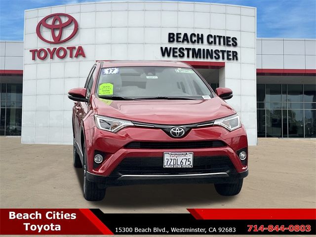 2017 Toyota RAV4 XLE