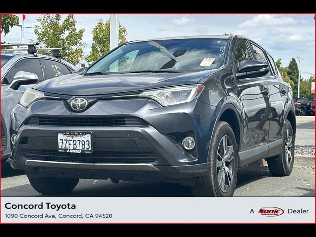 2017 Toyota RAV4 XLE