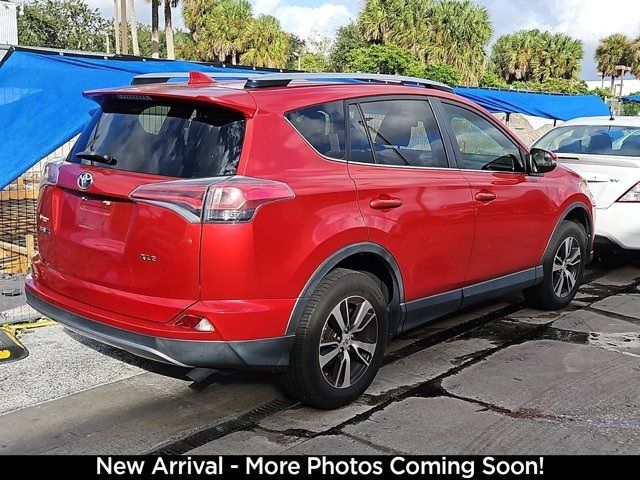 2017 Toyota RAV4 XLE