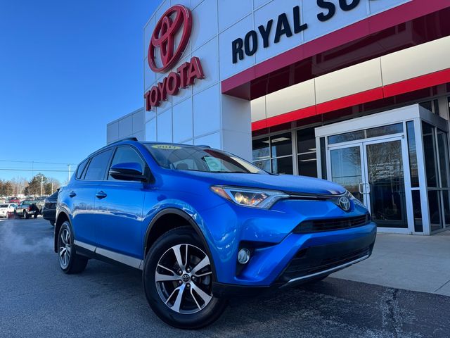 2017 Toyota RAV4 XLE