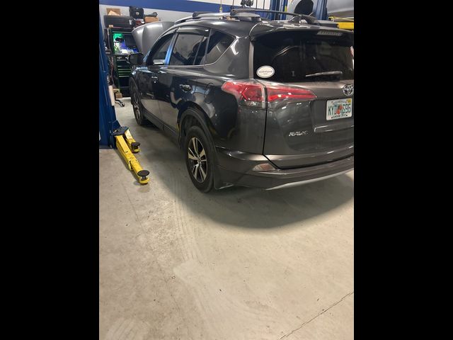 2017 Toyota RAV4 XLE