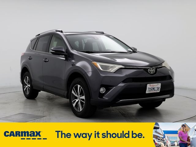 2017 Toyota RAV4 XLE