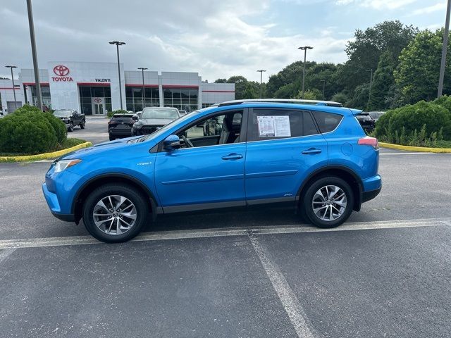 2017 Toyota RAV4 Hybrid XLE