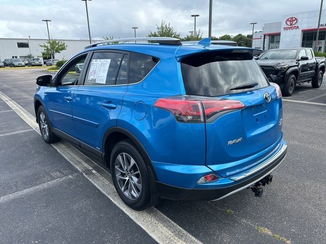 2017 Toyota RAV4 Hybrid XLE