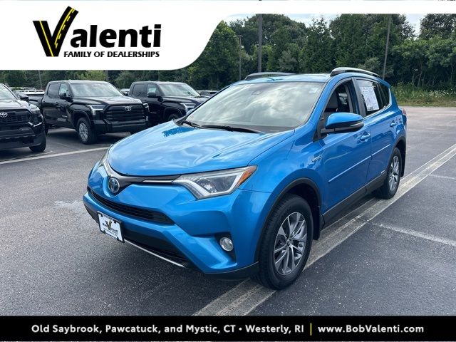 2017 Toyota RAV4 Hybrid XLE