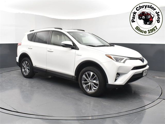 2017 Toyota RAV4 Hybrid XLE