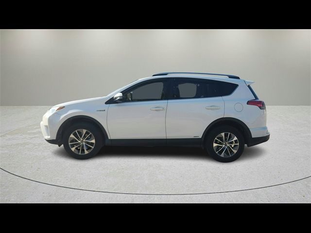 2017 Toyota RAV4 Hybrid XLE