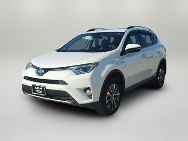 2017 Toyota RAV4 Hybrid XLE