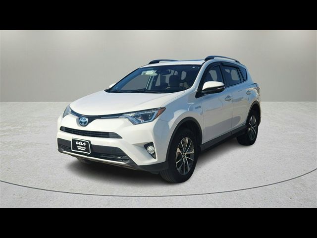 2017 Toyota RAV4 Hybrid XLE