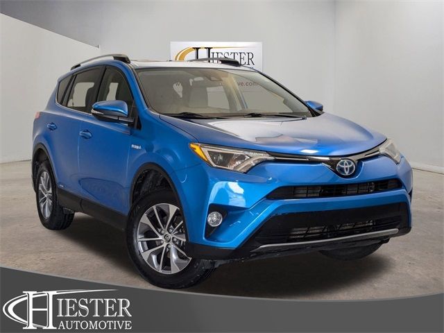 2017 Toyota RAV4 Hybrid XLE