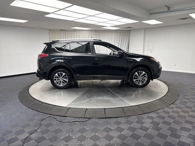 2017 Toyota RAV4 Hybrid LE Plus