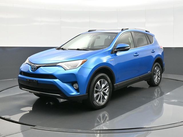 2017 Toyota RAV4 Hybrid XLE