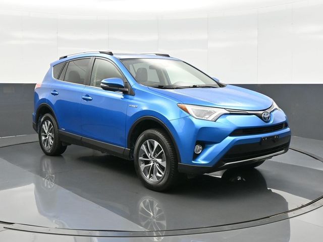 2017 Toyota RAV4 Hybrid XLE