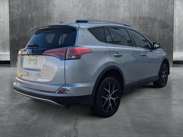 2017 Toyota RAV4 Hybrid SE