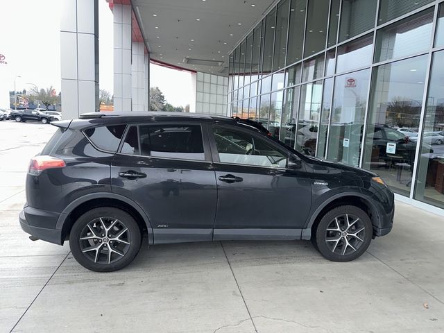 2017 Toyota RAV4 Hybrid SE