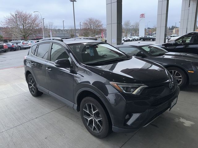 2017 Toyota RAV4 Hybrid SE