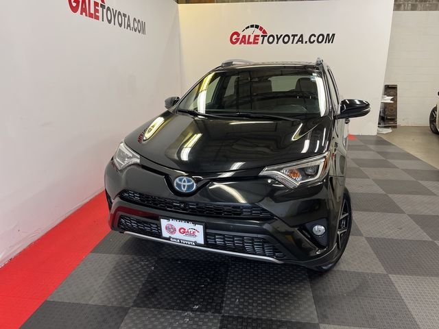 2017 Toyota RAV4 Hybrid SE