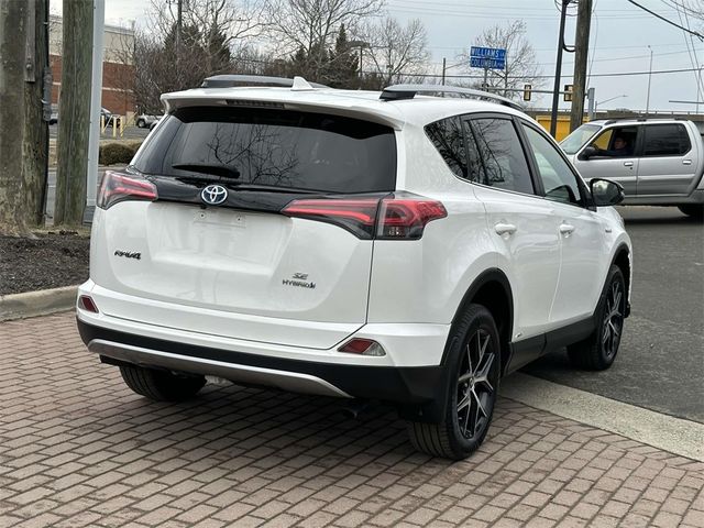 2017 Toyota RAV4 Hybrid SE