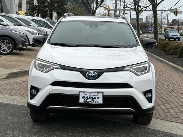 2017 Toyota RAV4 Hybrid SE