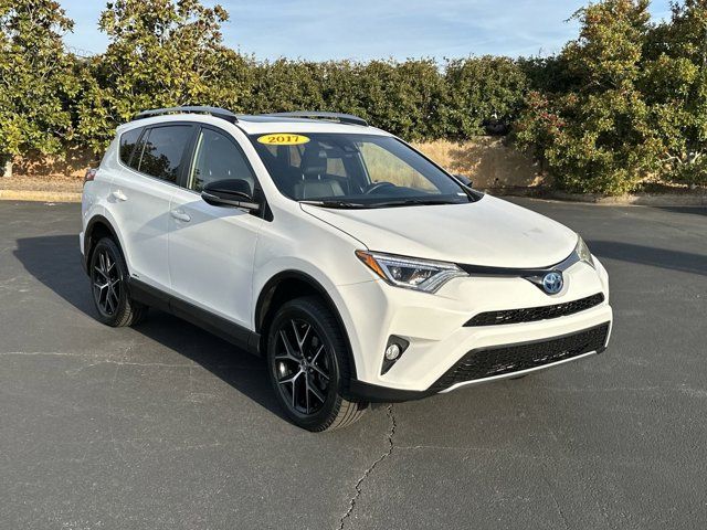 2017 Toyota RAV4 Hybrid SE