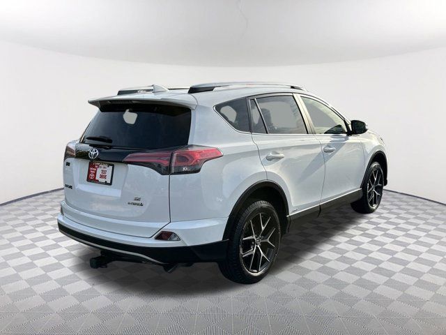 2017 Toyota RAV4 Hybrid SE