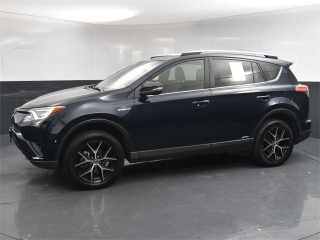 2017 Toyota RAV4 Hybrid SE