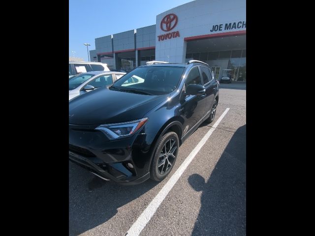 2017 Toyota RAV4 Hybrid SE