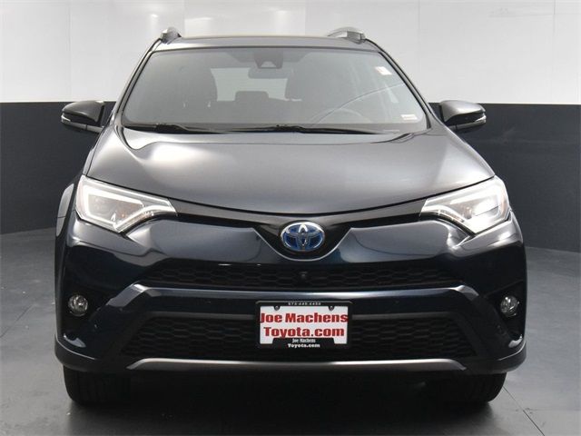 2017 Toyota RAV4 Hybrid SE