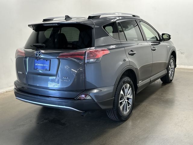 2017 Toyota RAV4 Hybrid XLE