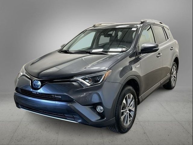 2017 Toyota RAV4 Hybrid XLE