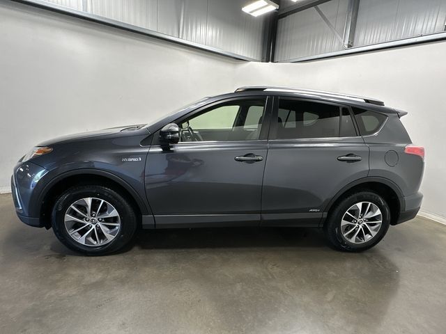 2017 Toyota RAV4 Hybrid XLE